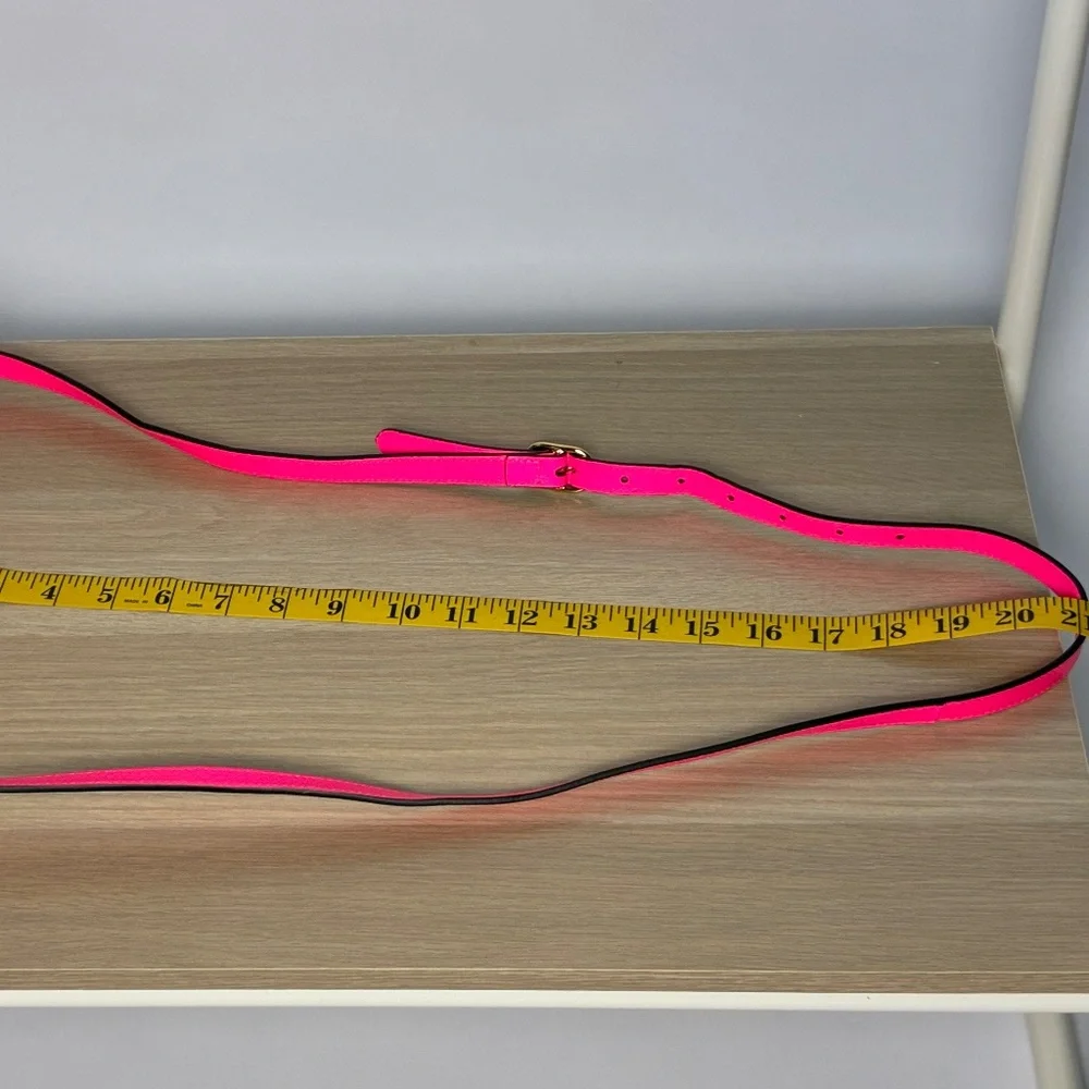 AUTHENTIC Gucci Flora Canvas Crossbody Bag with Dust Bag - Picture 9 of 10